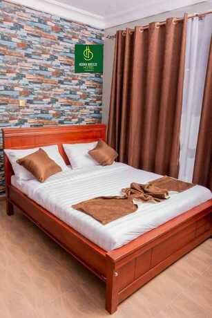 Imagen general del Hotel Hoima Breeze. Foto 13