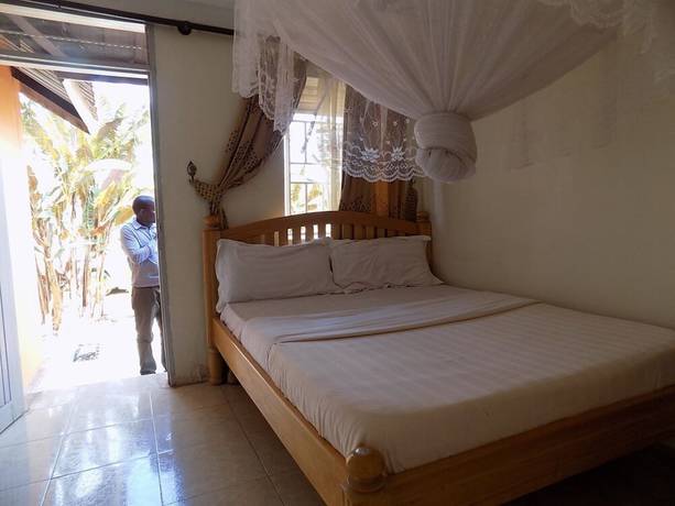 Imagen de la habitación del Hotel Hoima Resort. Foto 9