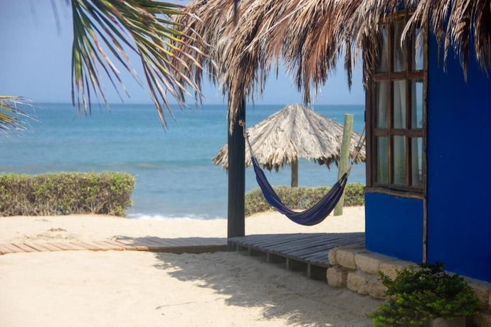Imagen de la habitación del Hotel Hoja de Palma Bungalows. Foto 10
