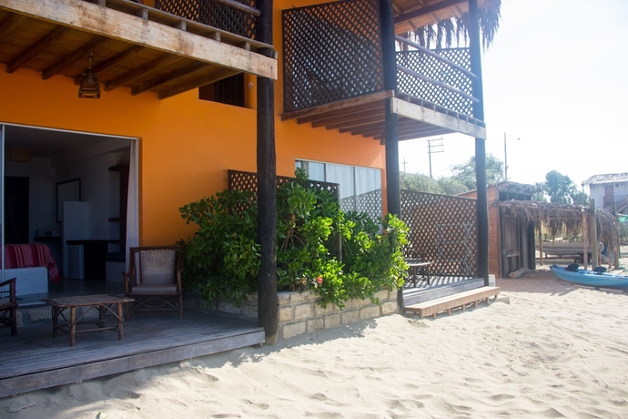 Imagen de la habitación del Hotel Hoja de Palma Bungalows. Foto 12