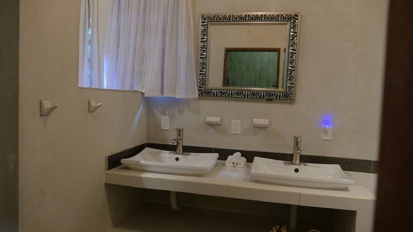 Imagen de la habitación del Hotel Hokhmah Heart. Foto 2