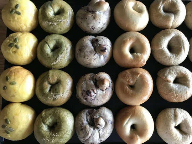 Imagen del bar/restaurante del Hotel Hokkaido Bed and Bagel. Foto 12