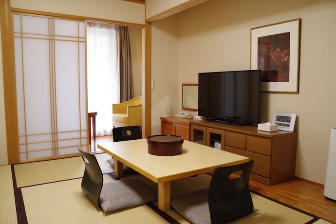 Imagen de la habitación del Hotel Hokke Club Osaka. Foto 6
