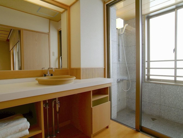 Imagen de la habitación del Hotel Hokuriku Awara Onsen Mimatsu. Foto 15