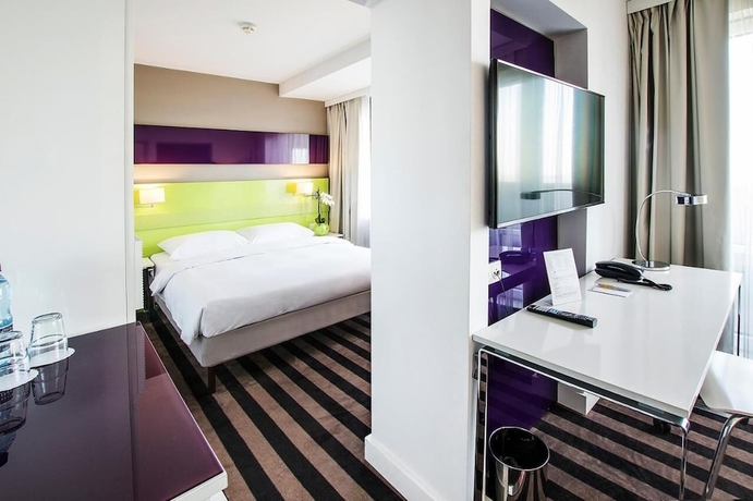 Imagen de la habitación del Hotel Hola Katowice. Foto 2