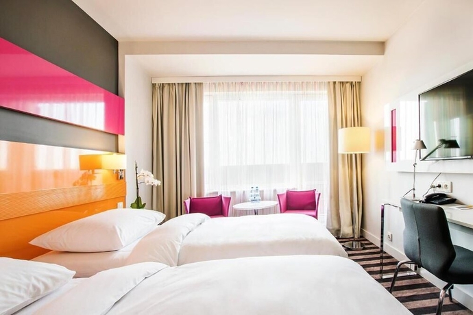Imagen de la habitación del Hotel Hola Katowice. Foto 10