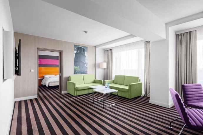 Imagen de la habitación del Hotel Hola Katowice. Foto 14
