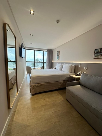 Imagen de la habitación del Hotel Holanda Gold Praia de Tamba&uacute;. Foto 2