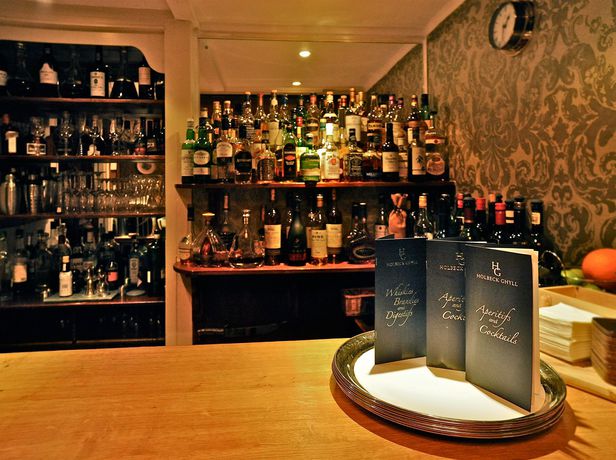 Imagen del bar/restaurante del Hotel Holbeck Ghyll Country House. Foto 4