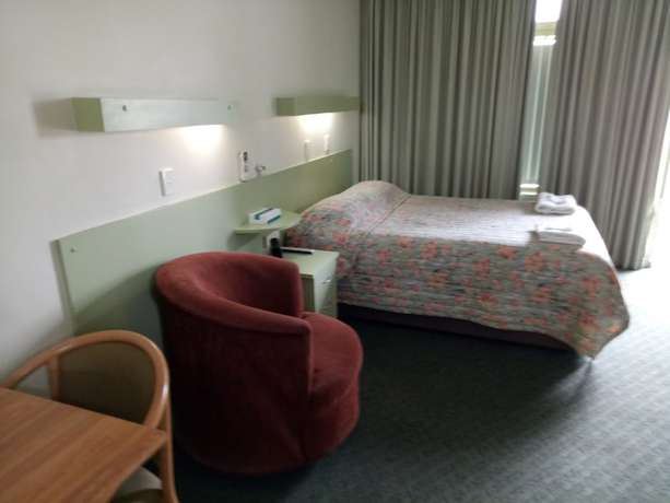 Imagen de la habitación del Hotel Holbrook SKYE Motel. Foto 5