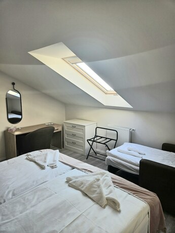 Imagen general del Hotel Holdvir&aacute;g. Foto 2