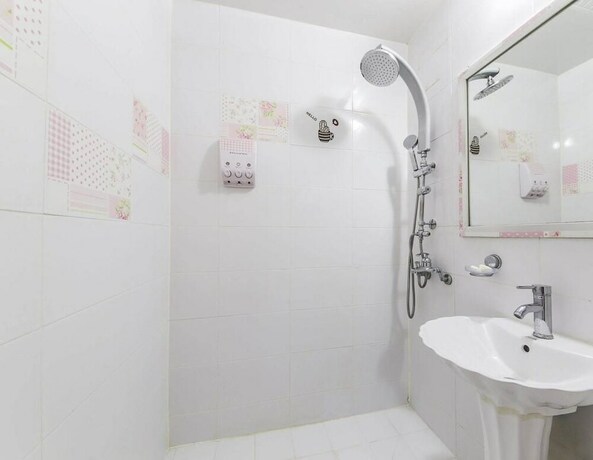 Imagen de la habitación del Hotel Hole In One. Foto 15