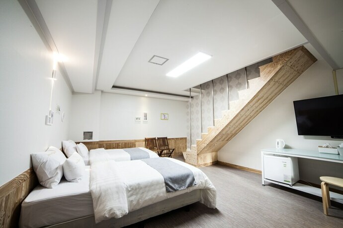 Imagen de la habitación del Hotel Hole In One. Foto 36