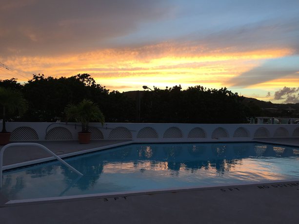 Imagen de la piscina del Hotel Holger Danske. Foto 18