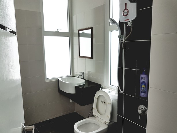 Imagen de la habitación del Hotel Holi 1medini Suites. Foto 8