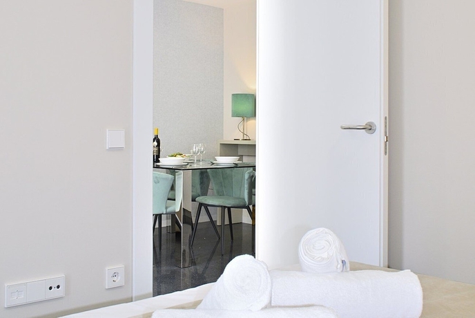 Imagen de la habitación del Hotel HoliHome Rambla 24. Foto 5