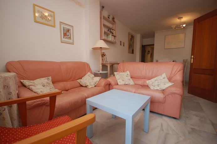 Imagen de la habitación del Hotel Holi-Rent Santero. Foto 8