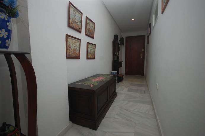 Imagen de los interiores del Hotel Holi-Rent Santero. Foto 17