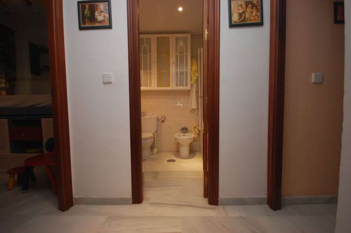 Imagen de los interiores del Hotel Holi-Rent Santero. Foto 18