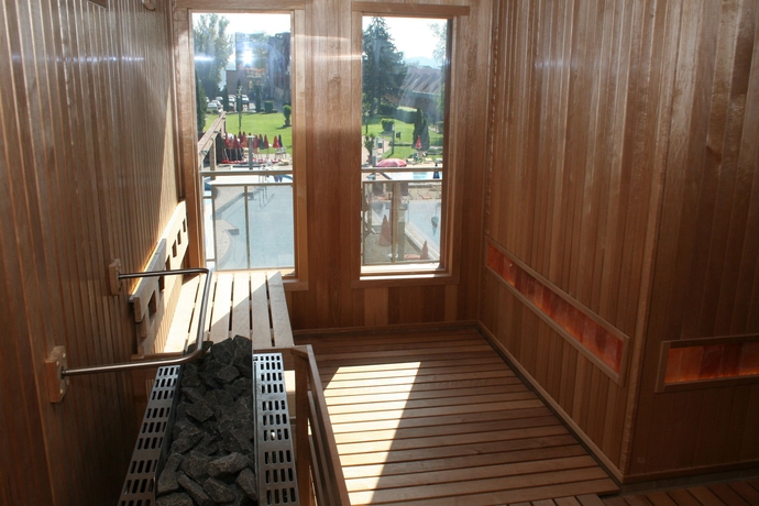 Imagen general del Hotel Holiday Beach Budapest Wellness and Conference. Foto 6