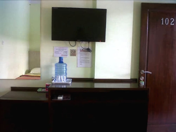 Imagen de la habitación del Hotel Holiday Beach Inn. Foto 10