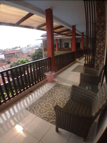 Imagen de la habitación del Hotel Holiday Beach Inn. Foto 15