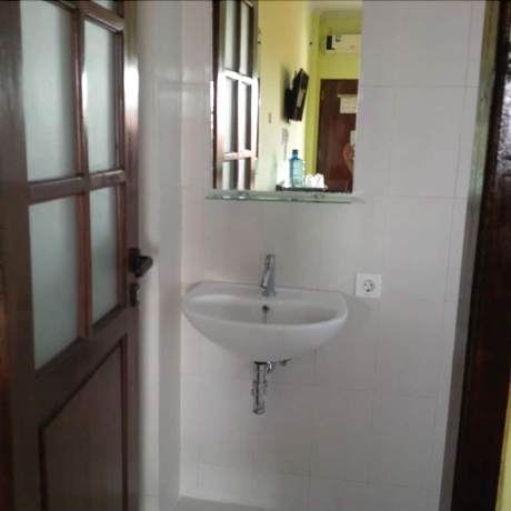 Imagen de la habitación del Hotel Holiday Beach Inn. Foto 16