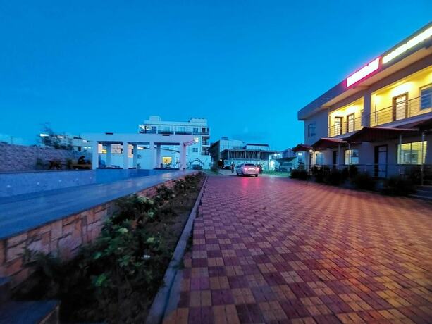 Imagen general del Hotel Holiday Beach Resort Mandarmani. Foto 3