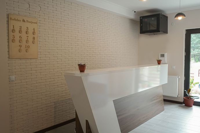 Imagen de los interiores del Hotel Holiday Borjomi. Foto 17