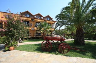 Imagen general del Hotel Holiday Calbis. Foto 2