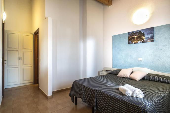 Imagen general del Hotel Holiday Centre Bi Village. Foto 2