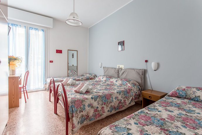 Imagen de la habitación del Hotel Holiday, Cervia. Foto 9