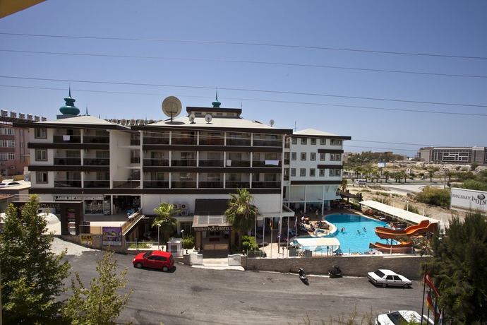 Imagen de los exteriores del Hotel Holiday City. Foto 8