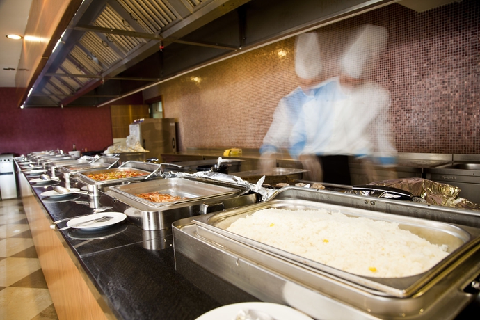 Imagen del bar/restaurante del Hotel Holiday City. Foto 4