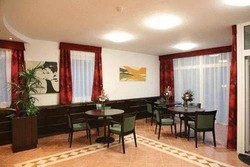 Imagen general del Hotel Holiday Club F&uuml;red. Foto 13