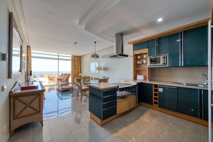 Imagen de la habitación del Hotel Holiday Club Jardin Amadores. Foto 11