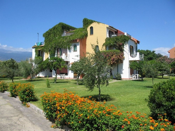 Imagen general del Hotel Holiday Club Naxos. Foto 1