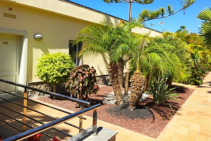 Imagen general del Hotel Holiday Club Playa Amadores. Foto 3