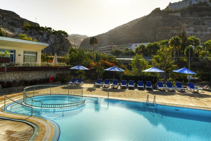 Imagen general del Hotel Holiday Club Playa Amadores. Foto 9