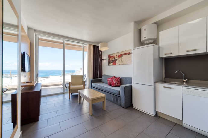 Imagen de la habitación del Hotel Holiday Club Puerto Calma. Foto 13