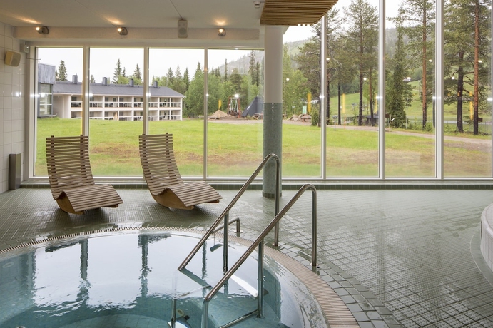 Imagen de la piscina del Hotel Holiday Club Salla Superior Apartments. Foto 14