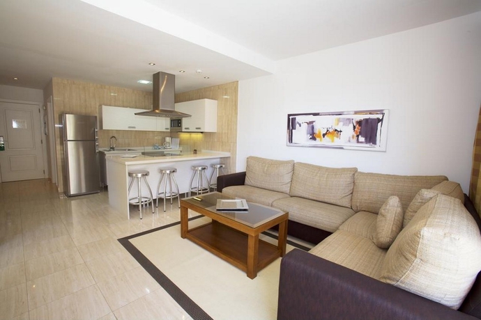 Imagen general del Hotel Holiday Club Sol Amadores. Foto 5