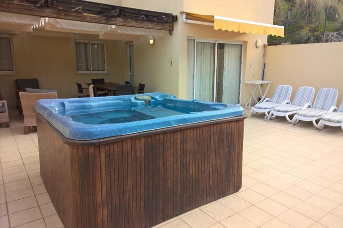 Imagen general del Hotel Holiday Club Sol Amadores. Foto 7