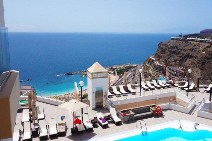 Imagen general del Hotel Holiday Club Vista Amadores. Foto 6