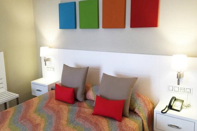 Imagen general del Hotel Holiday Club Vista Amadores. Foto 9