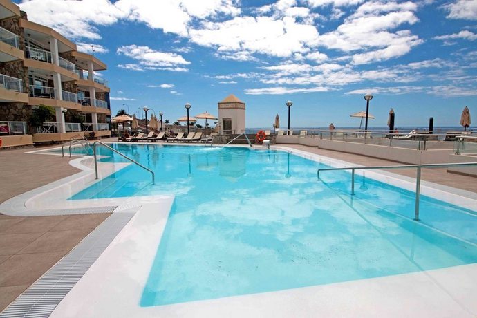 Imagen general del Hotel Holiday Club Vista Amadores. Foto 12