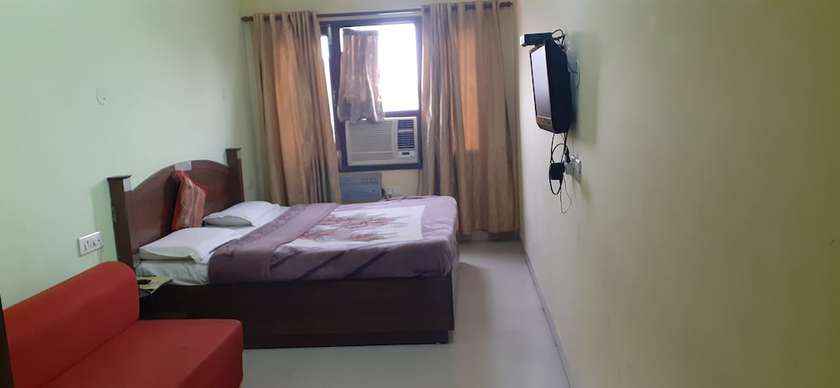 Imagen de la habitación del Hotel Holiday Comfort. Foto 11