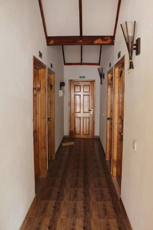 Imagen de los interiores del Hotel Holiday Cottage. Foto 13