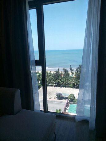 Imagen de la habitación del Hotel Holiday Cua Lo. Foto 2