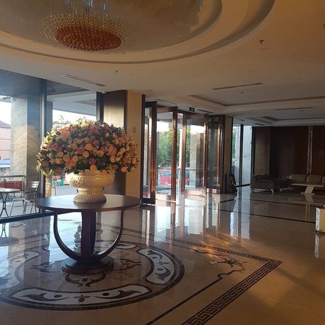 Imagen de los interiores del Hotel Holiday Cua Lo. Foto 19